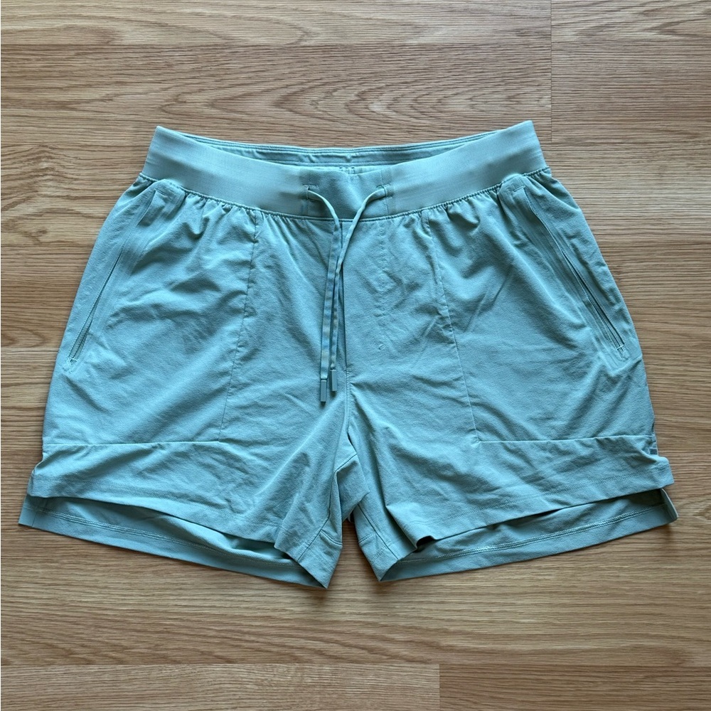 Lululemon Green License to Train 5” Shorts